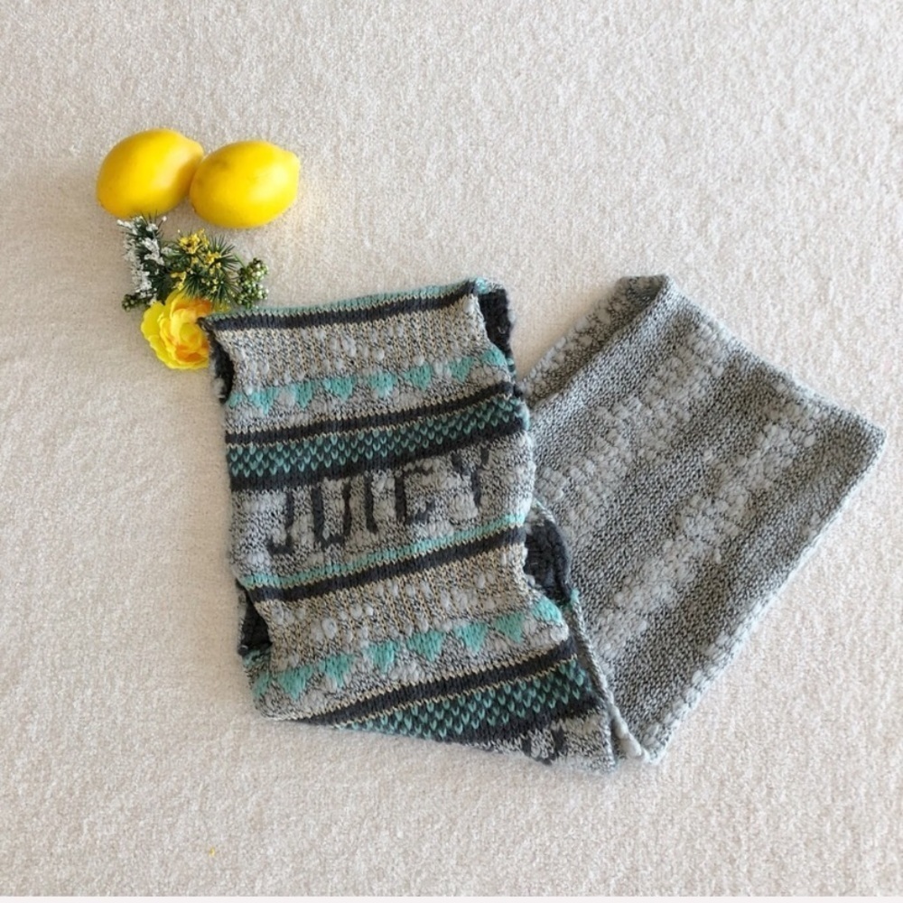 Juicy Couture  scarf